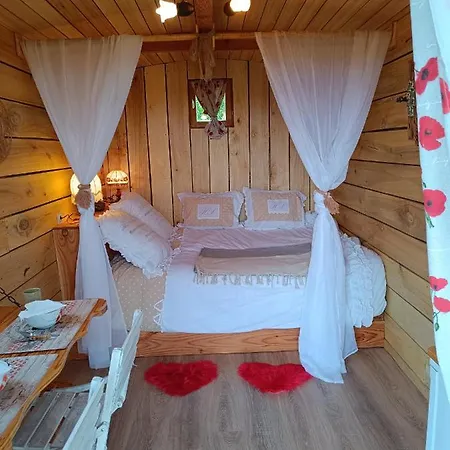 Roulotte O Reves Atypiques Campsite Bouce (Allier)